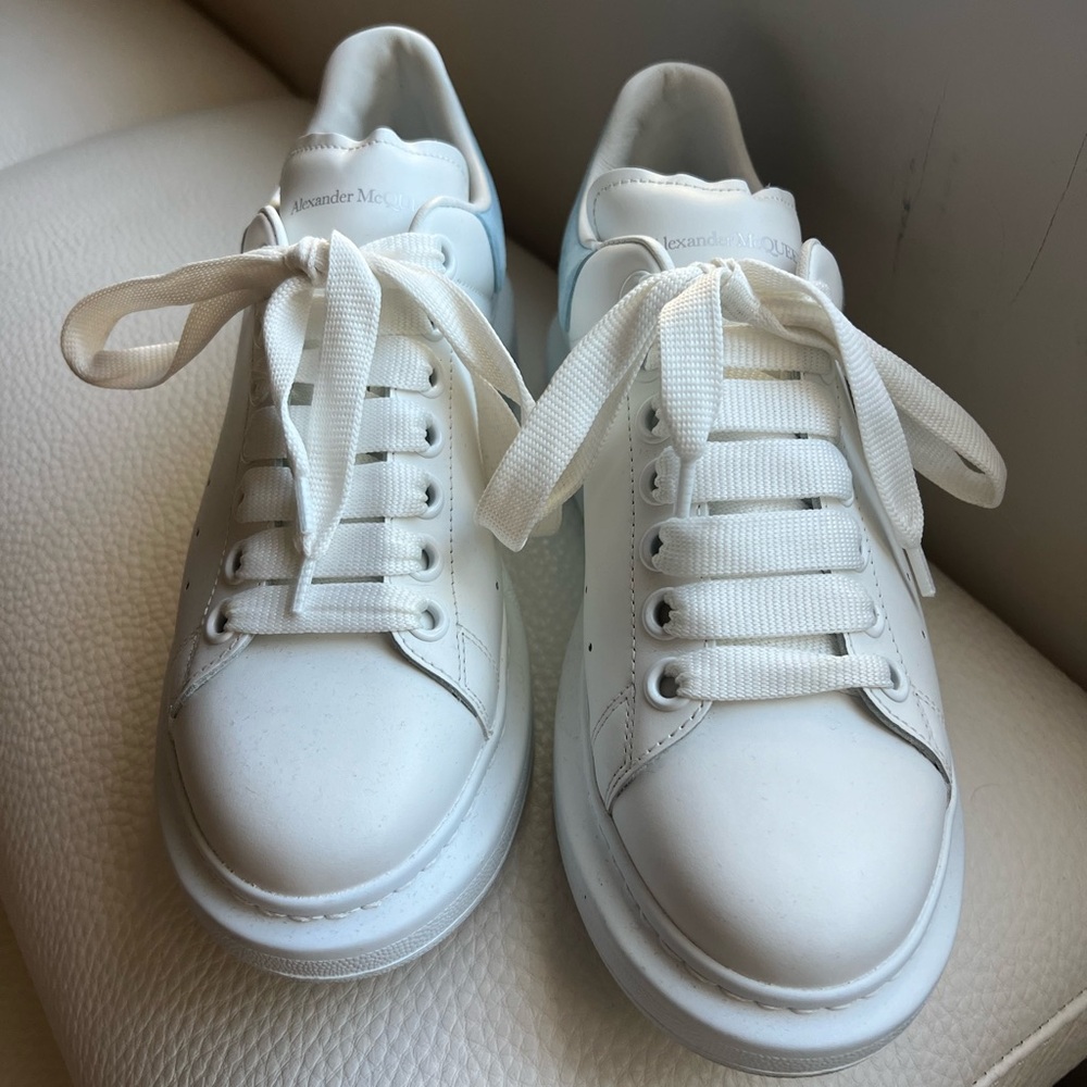 Alexander Mcqueens Women Size 7